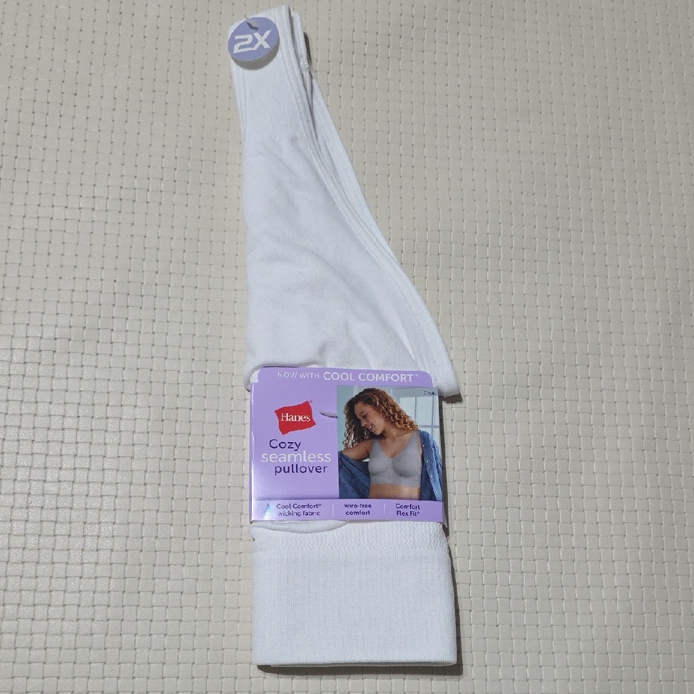 NWT Hanes Cozy Seamless Pullover Bra Wirless White 2X‎